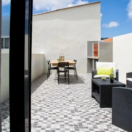 Stonehouse Appartement *